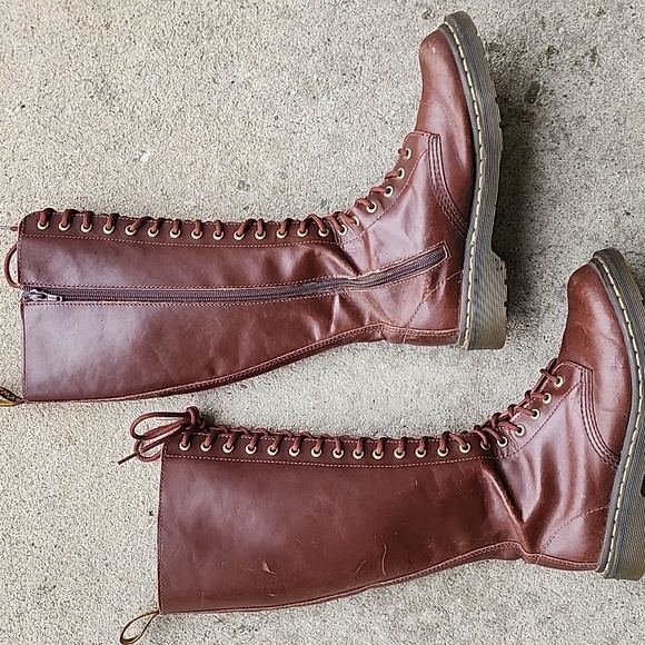 Dr. Martens 1B60 Bex Leather Pisa Lace-Up 20-Eyelet Knee-High Boots Size 8 - Picture 15 of 16